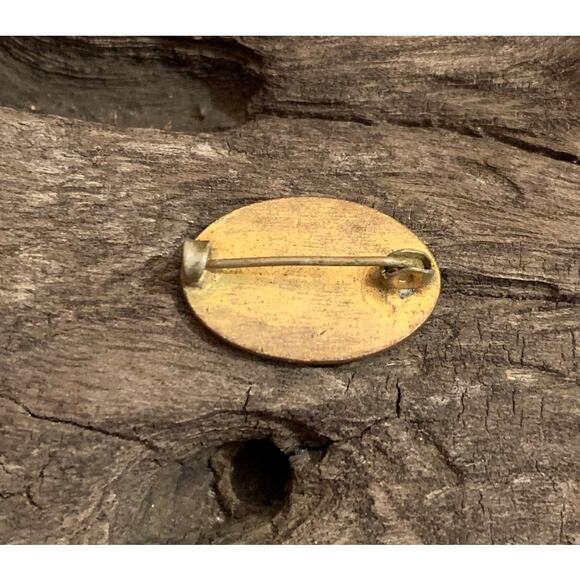 Antique Mid 1800's Gold and Blue Oval Shaped Brooch - Picture 5 of 5